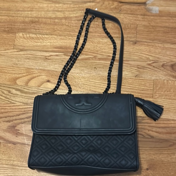 Tory Burch Handbags - Tory Burch Fleming Matte Shoulder Bag